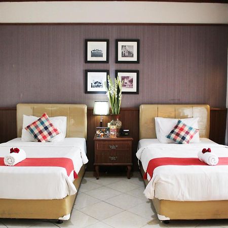 Hotel Pelangi Malang, Kayutangan Heritage Buitenkant foto