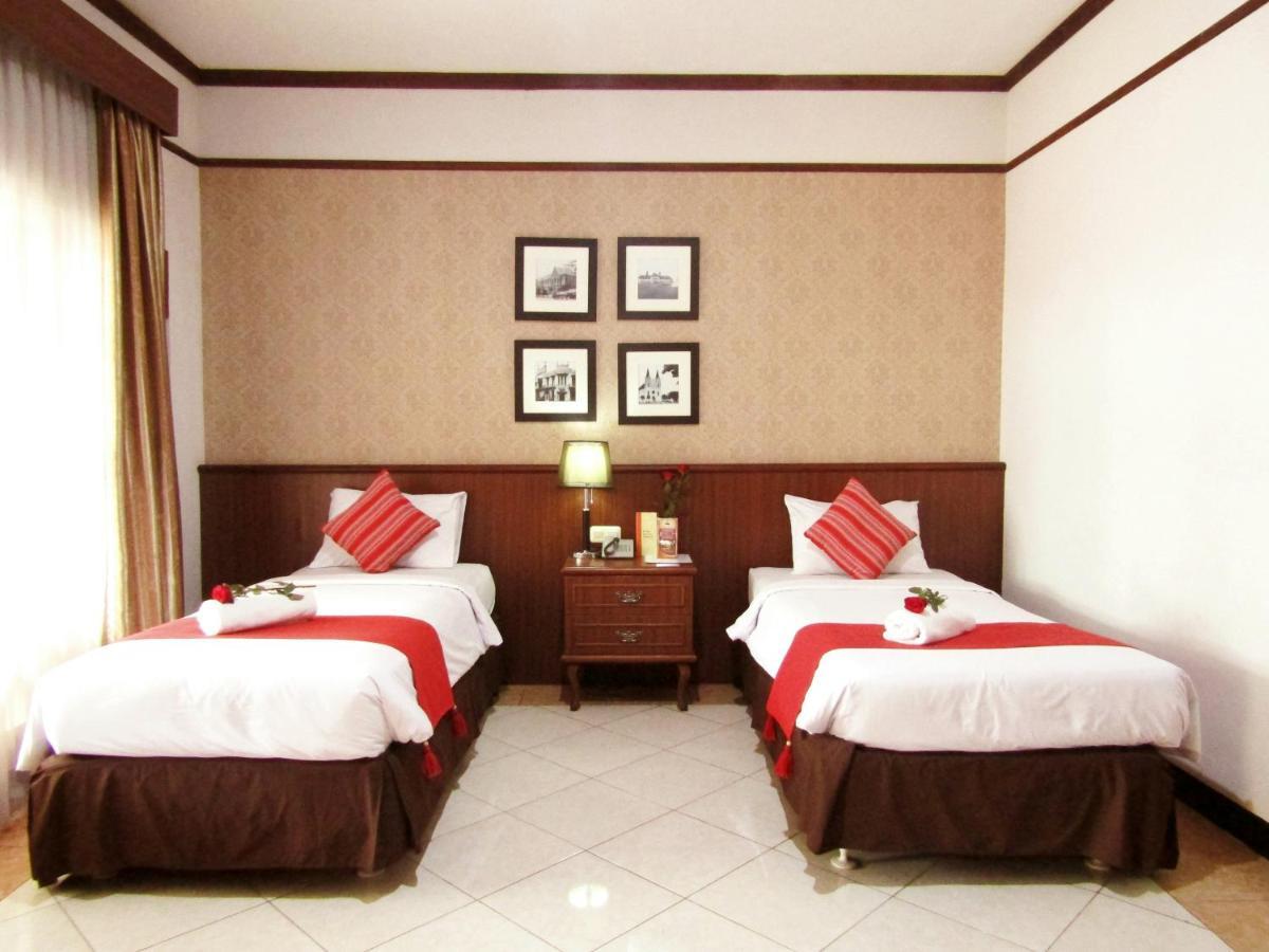 Hotel Pelangi Malang, Kayutangan Heritage Buitenkant foto