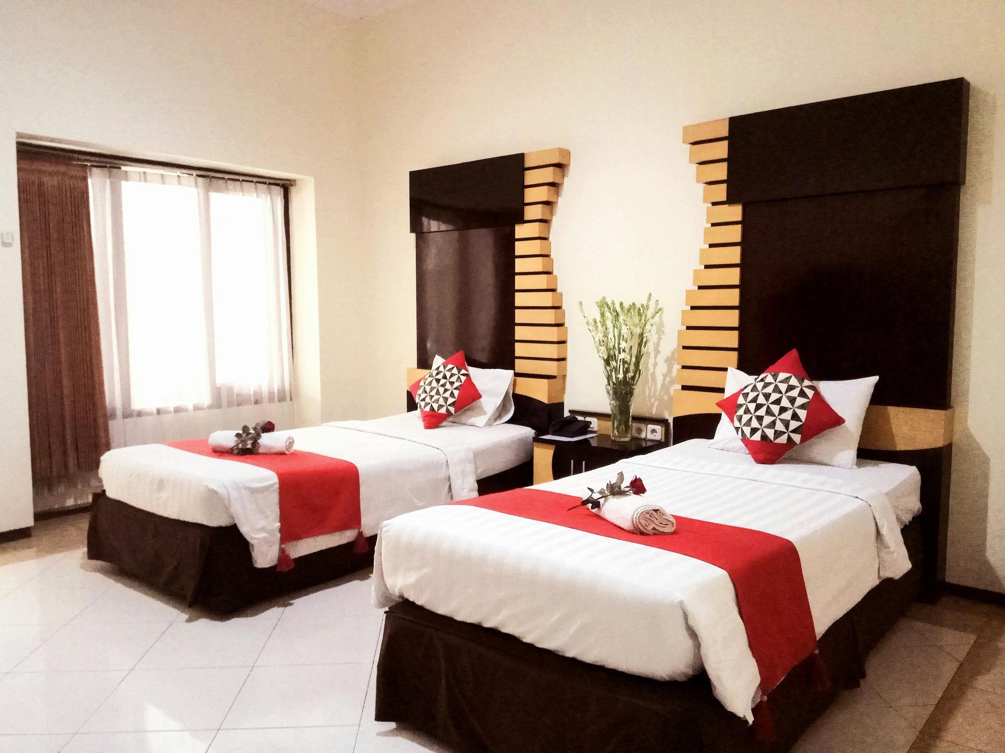 Hotel Pelangi Malang, Kayutangan Heritage Buitenkant foto