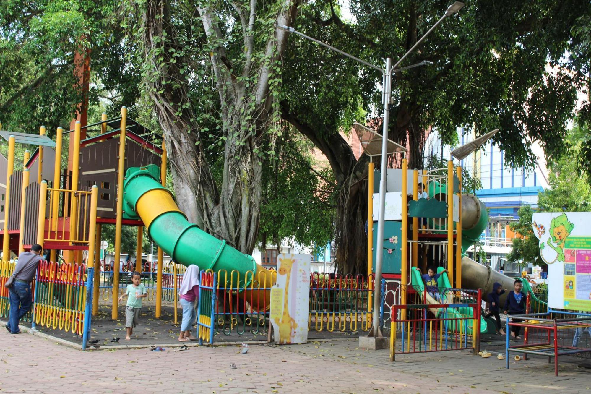 Hotel Pelangi Malang, Kayutangan Heritage Buitenkant foto