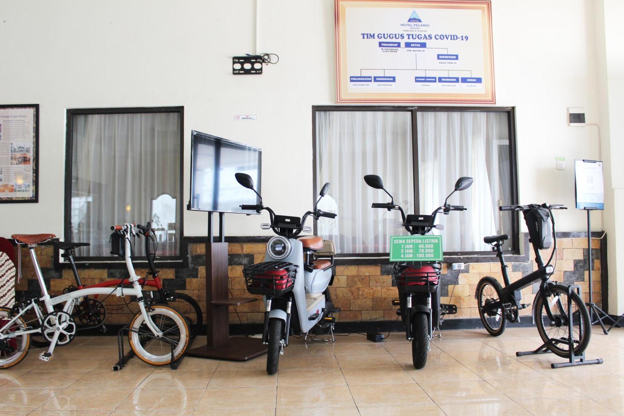 Hotel Pelangi Malang, Kayutangan Heritage Buitenkant foto