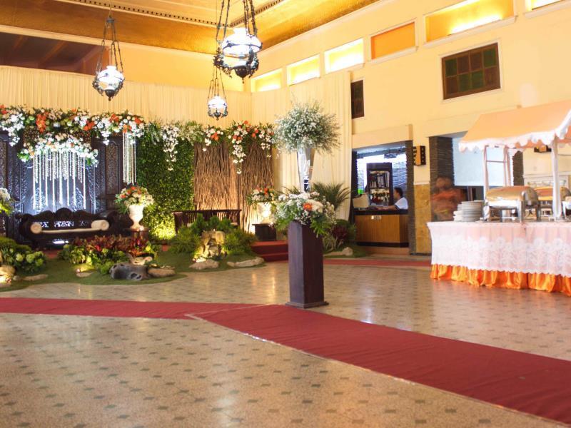 Hotel Pelangi Malang, Kayutangan Heritage Buitenkant foto